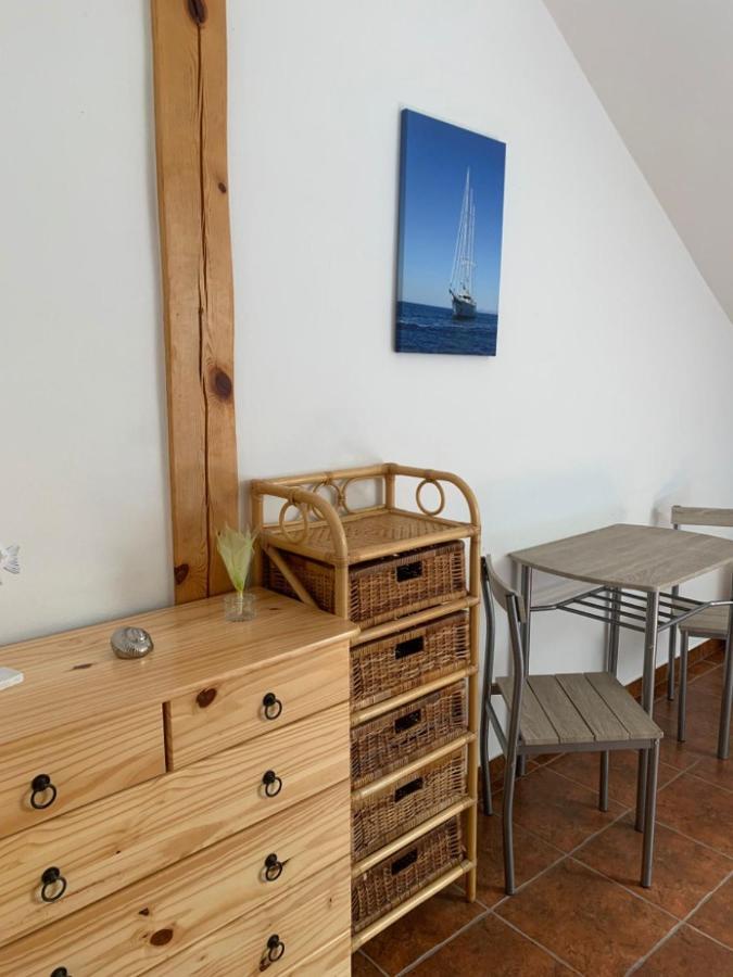 Penzion L'Isola Kunzak Bagian luar foto